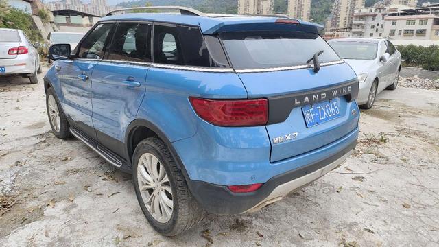 Lu Feng Landwind X7