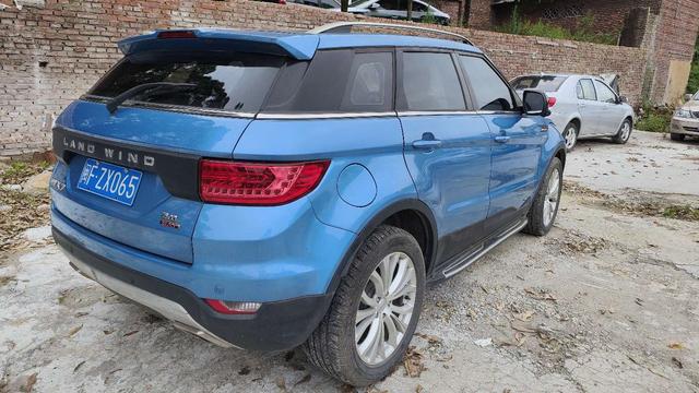 Lu Feng Landwind X7