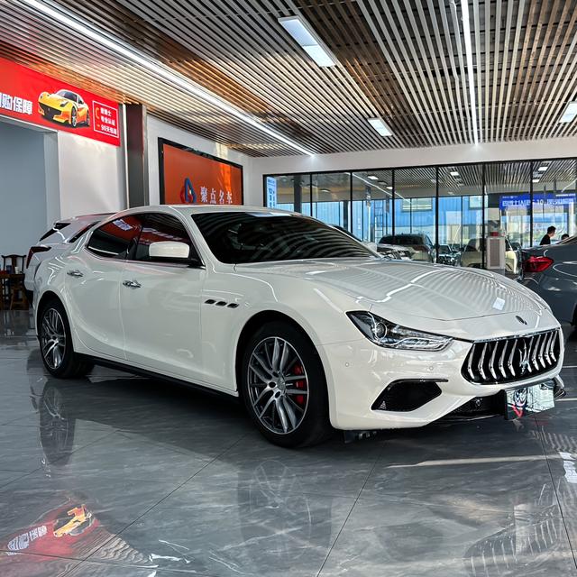 Maserati Ghibli