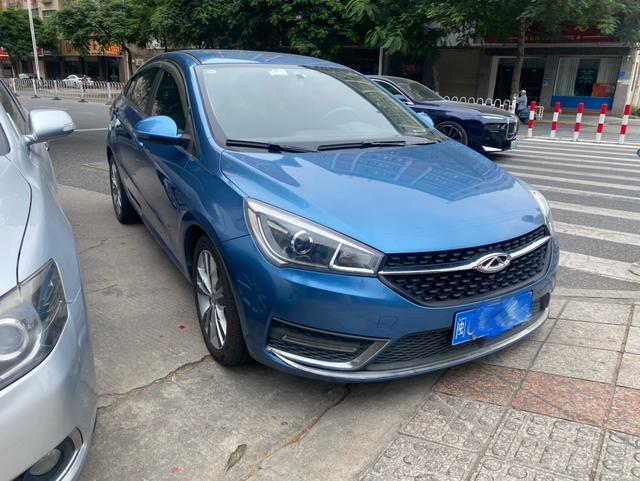 Chery Arrizo 5