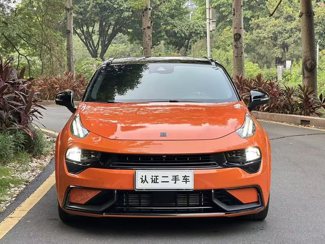 Lynk & Co 02 Hatchback