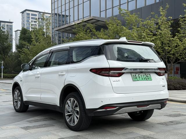 Geely Jiaji PHEV