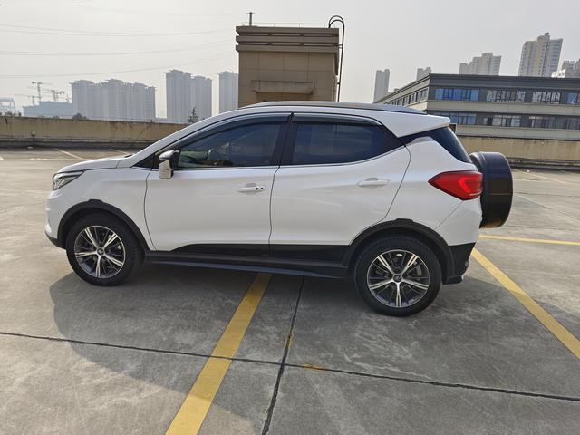 BYD Yuan EV