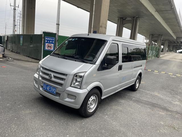 Dongfeng Xiaokang C37