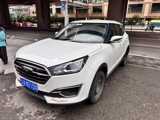 Zotye T300