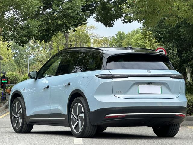 NIO ES6