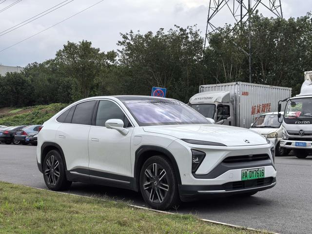 NIO EC6