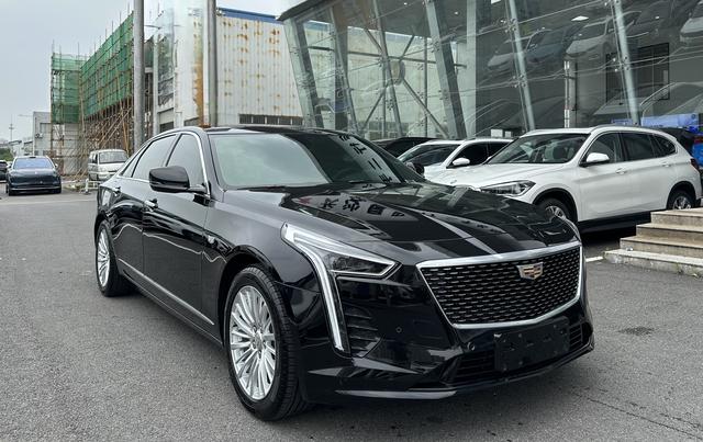 Cadillac CT6