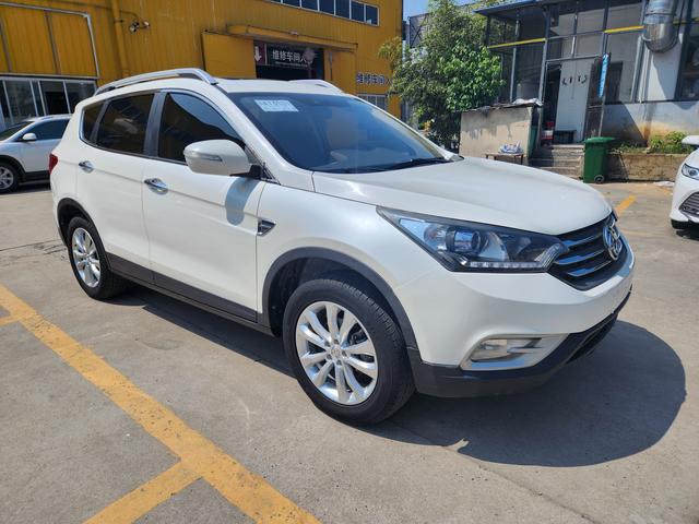 Dongfeng Fengshen AX7