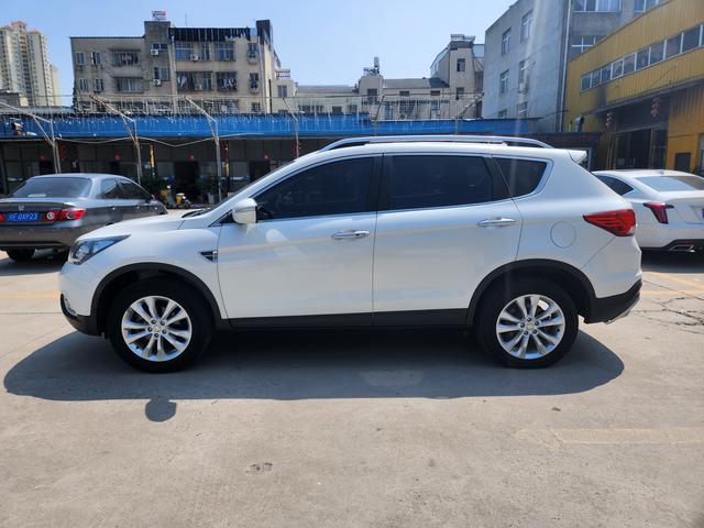 Dongfeng Fengshen AX7