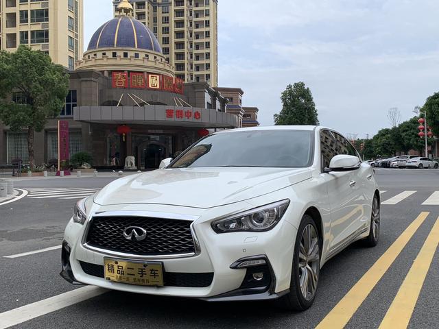 Infiniti Q50L