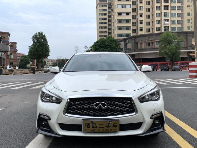 Infiniti Q50L