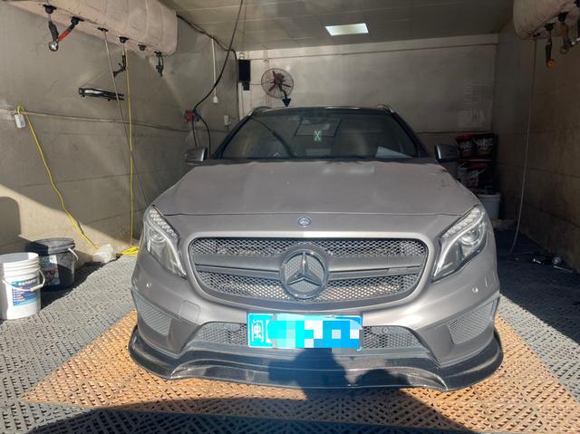 Mercedes-Benz GLA AMG