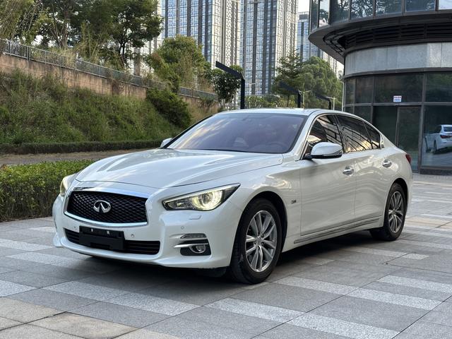 Infiniti Q50L