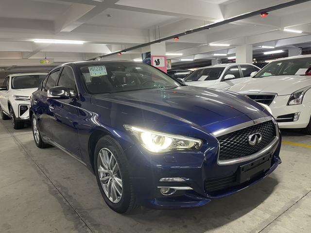 Infiniti Q50L