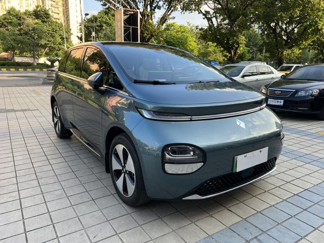 Baojun Clouds