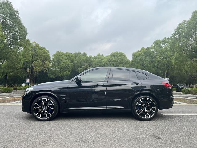 BMW X4 M