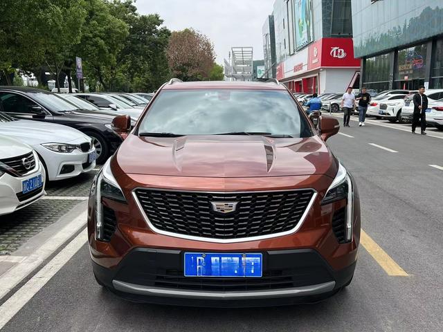 Cadillac XT4