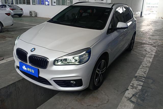 BMW 2 series station wagon