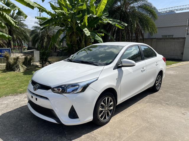 Toyota YARiS L Enjoy