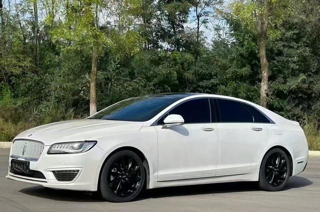 Lincoln MKZ