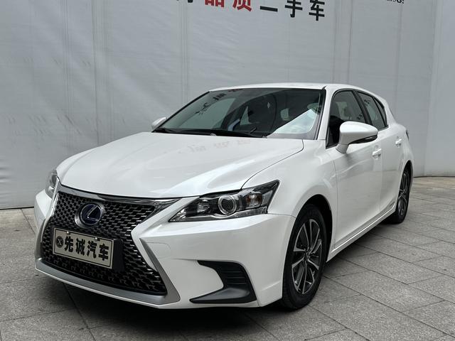 Lexus CT