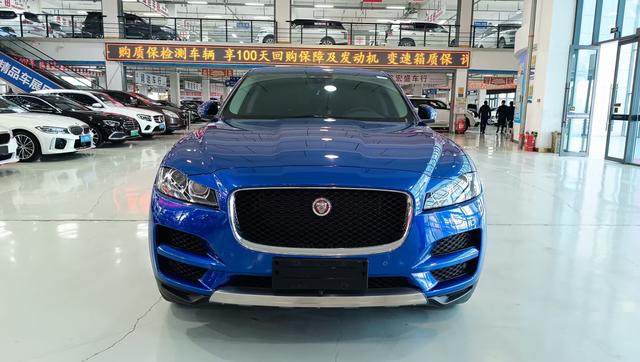 Jaguar F-PACE