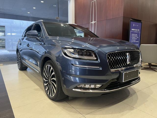 Lincoln Navigator