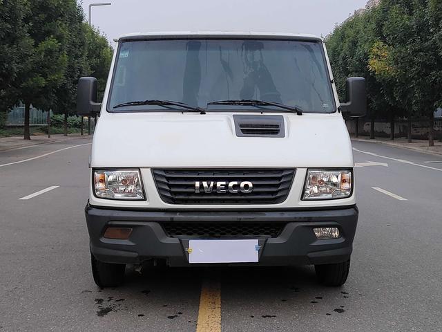 Iveco proud