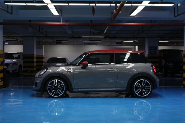 MINI JCW