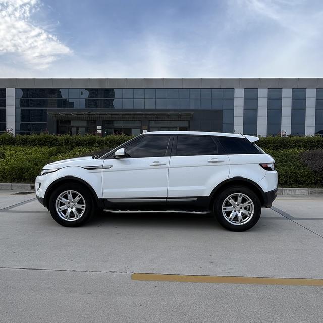 Land Rover Range Rover Evoque (imported)