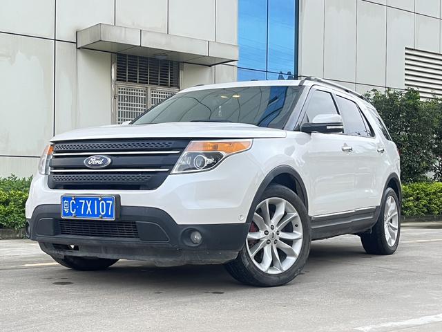 Ford Explorer (imported)