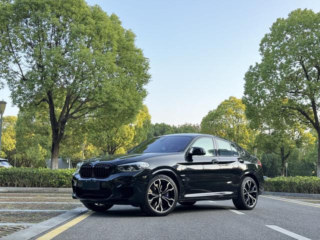 BMW X4 M