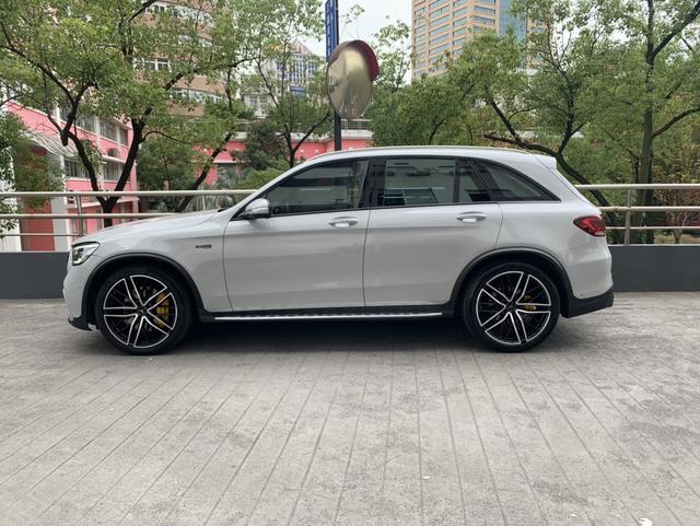 Mercedes-Benz GLC AMG