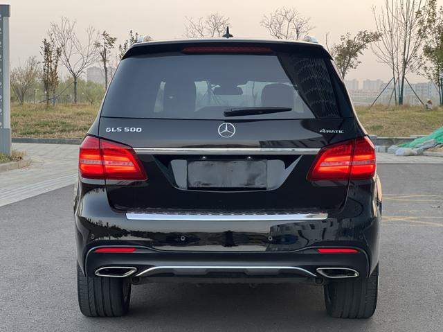 Mercedes-Benz Mercedes Benz GLS