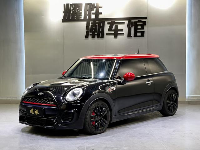 MINI JCW