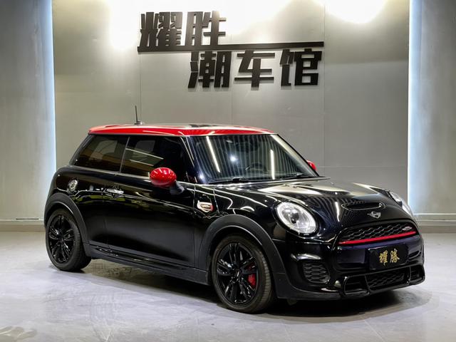 MINI JCW