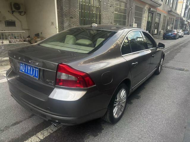 Volvo S80L