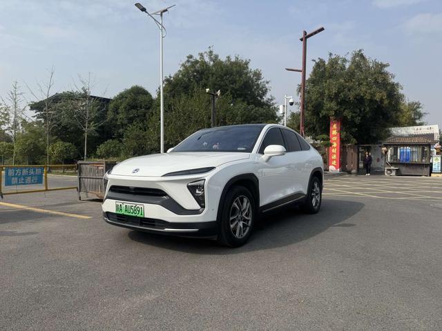 NIO EC6