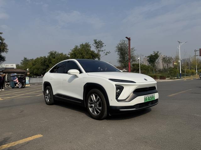 NIO EC6