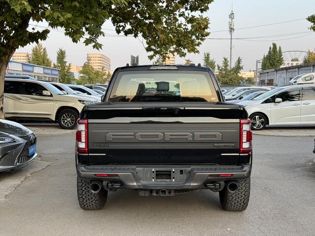 Ford F-150 Raptor