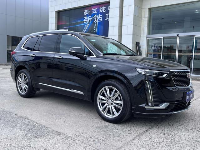 Cadillac XT6