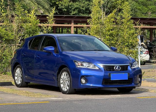 Lexus CT