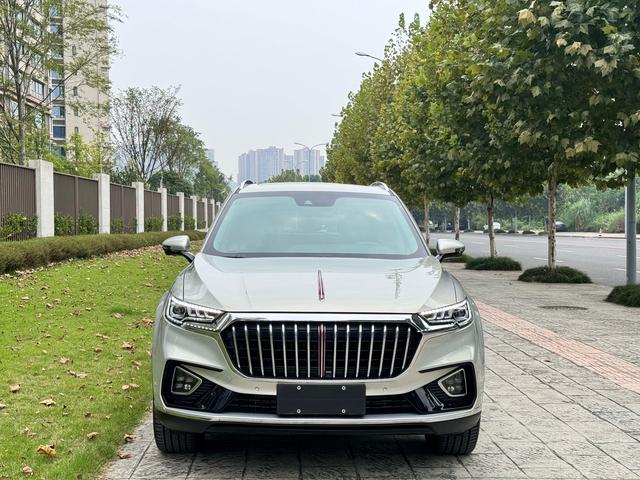 Hongqi HS5