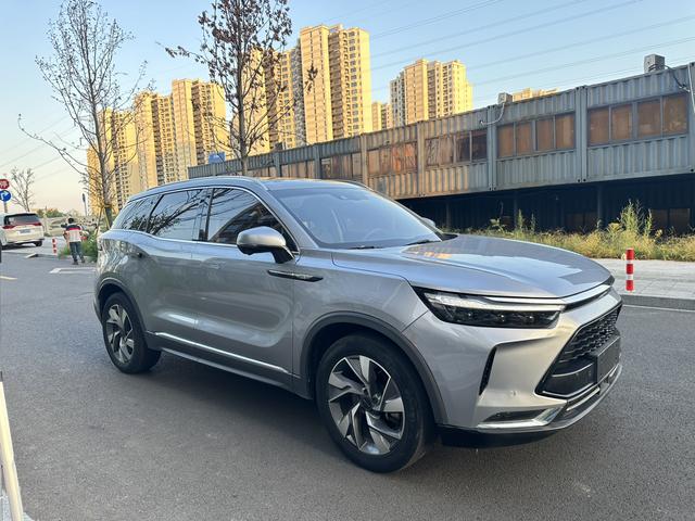 BAIC Beijing X7