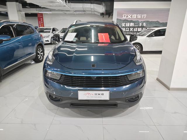 Lynk & Co 01