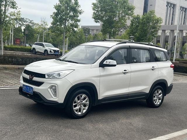 Wuling Hongguang S3