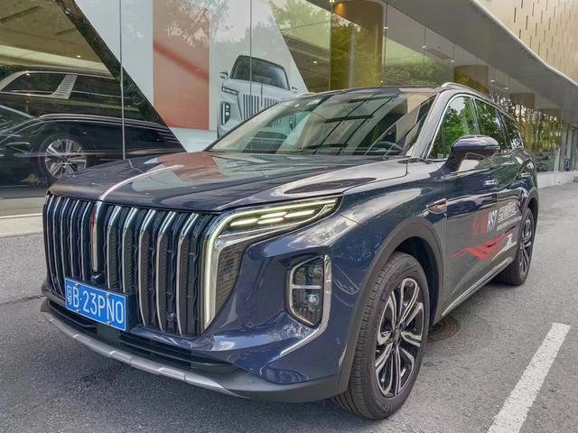 Hongqi HS7