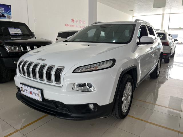 Jeep Free light (imported)