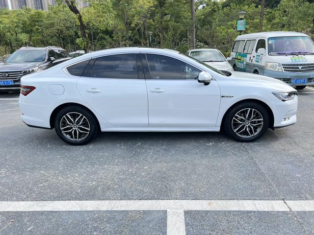 BYD Qin Pro EV